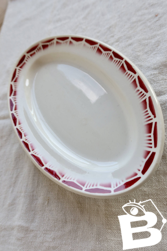 Ravier ancien Céranord modèle Monty – Faïence décor géométrique bordeaux