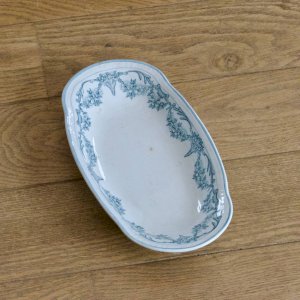 Ravier ancien XIXe terre de fer signé Sarreguemines collection Louis XVI