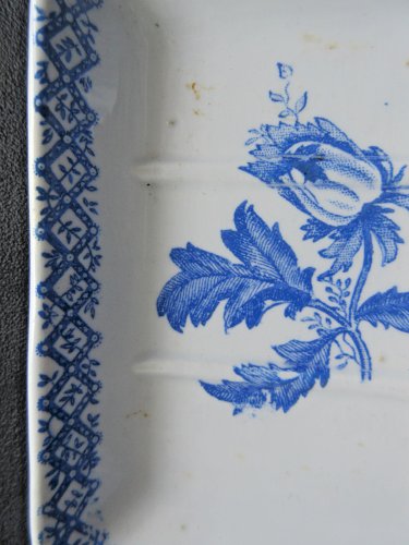 Ravier de toilette à savon, décor bleu de St Amand Hamage: Cactus