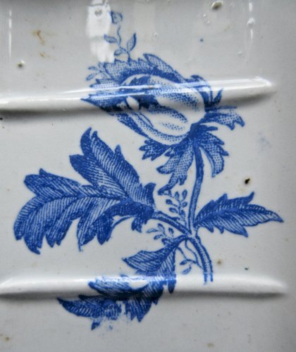 Ravier de toilette à savon, décor bleu de St Amand Hamage: Cactus