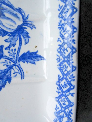 Ravier de toilette à savon, décor bleu de St Amand Hamage: Cactus