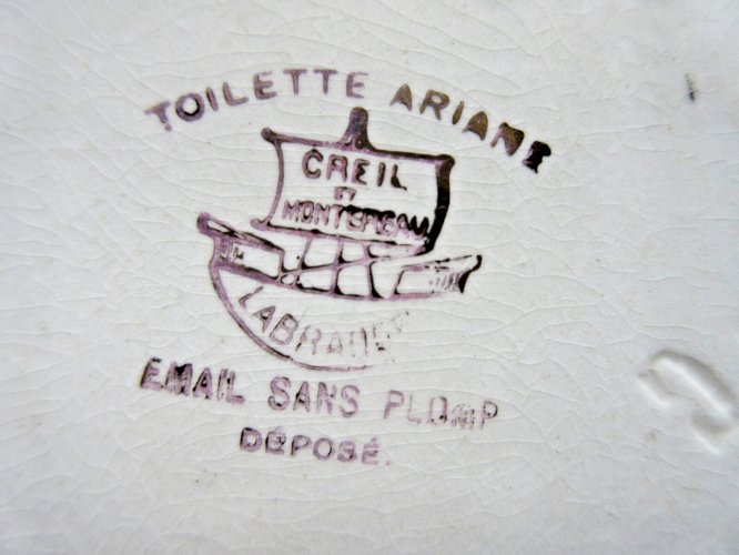 Ravier de toilette Ariane à savon, décor doré de Creil Montereau: Labrador