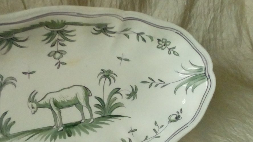RAVIER EN FAIENCE DECOR ALA CHEVRE LUNÉVILLE *