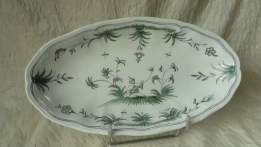 RAVIER IN FAIENCE DECORATED WITH CHINESE DESIGN LUNÉVILLE *