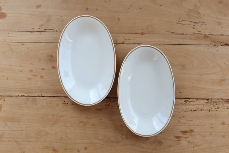 Raviers vintage en porcelaine blanche et liseré doré