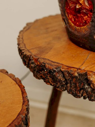 Regis, la paire de tabourets brutalistes N°685