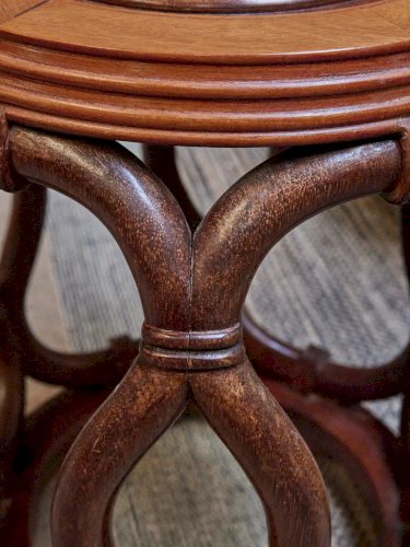 Regis, la paire de tabourets en bois de rose N°746