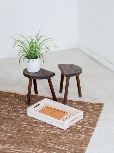 Regis, la paire de tabourets en bois N°469