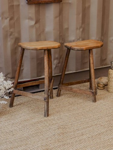 Regis, la paire de tabourets hauts en bois N°793