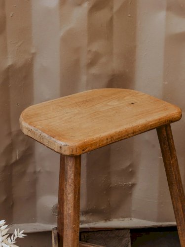 Regis, la paire de tabourets hauts en bois N°793