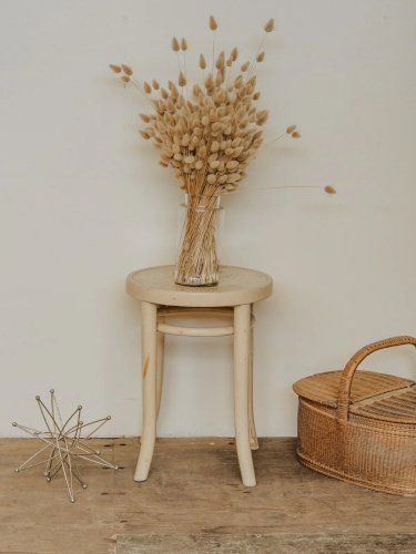 Regis, le tabouret beige en métal N°748