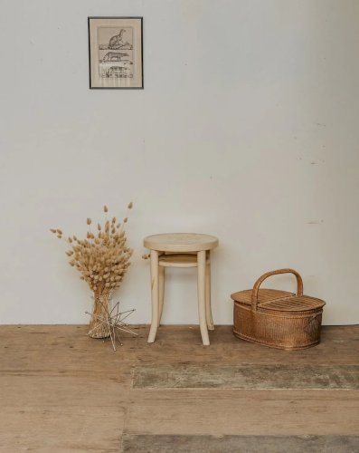 Regis, le tabouret beige en métal N°748