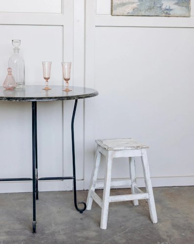 Regis, le tabouret blanc en bois N°495