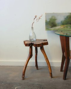 Regis, the brutalist wooden stool No. 846