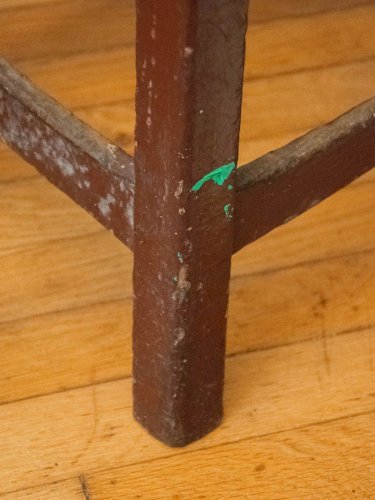 Regis, le tabouret d'atelier marron N°735