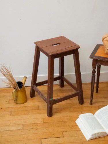 Regis, le tabouret d'atelier marron N°735