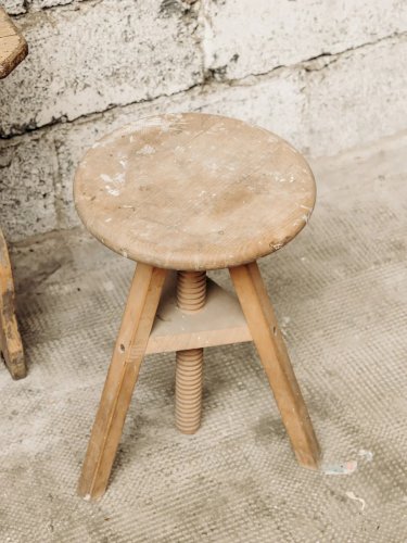 Regis, le tabouret d'atelier N°560