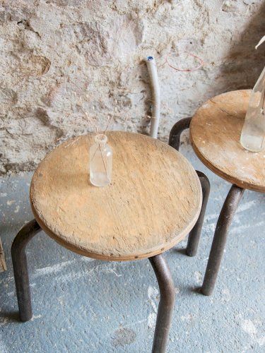 Regis, le tabouret de tapissier N°598