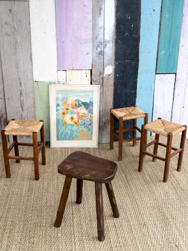 Regis, le tabouret en bois N°152