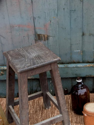 Regis, le tabouret en bois N°227