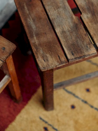 Regis, le tabouret en bois N°239