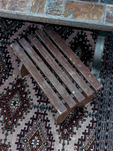 Regis, le tabouret en bois N°310