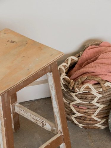 Regis, le tabouret en bois N°338