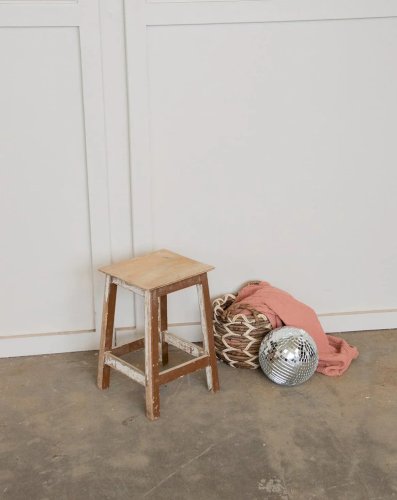 Regis, le tabouret en bois N°338