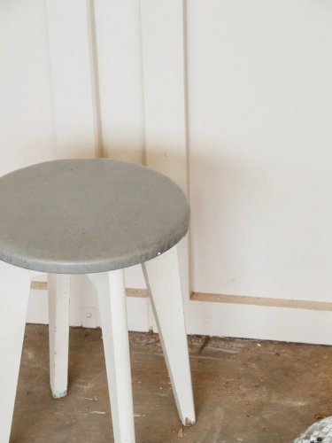 Regis, le tabouret en bois N°339