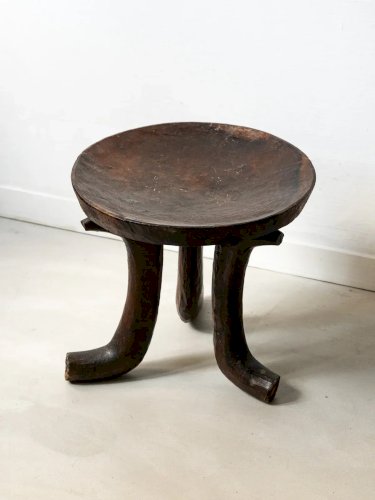 Regis, le tabouret en bois N°352