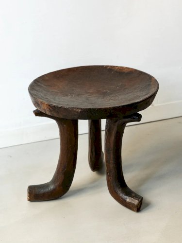 Regis, le tabouret en bois N°352