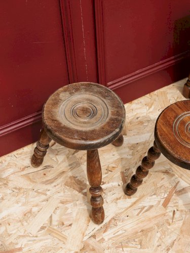 Regis, le tabouret en bois N°512