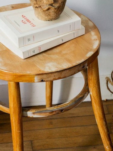 Regis, le tabouret en bois N°581