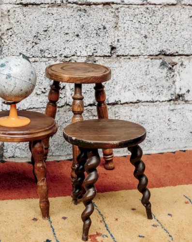 Regis, le tabouret en bois N°593