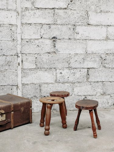 Regis, le tabouret en bois N°597