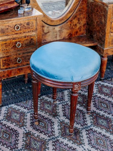 Regis, le tabouret en bois N°601