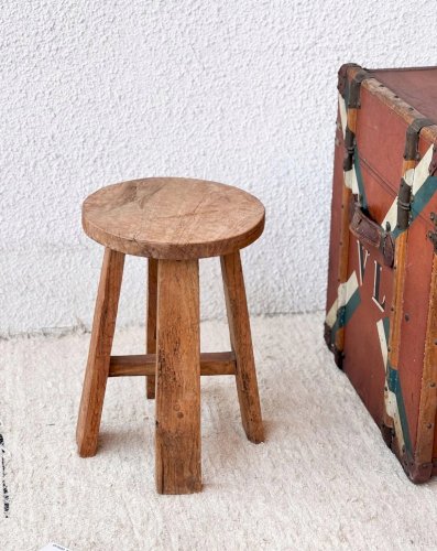 Regis, le tabouret en bois N°607