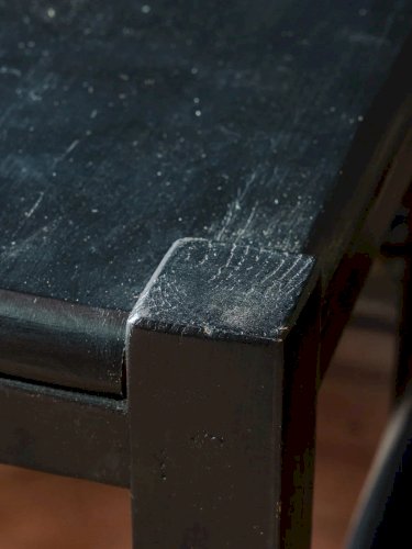 Regis, le tabouret en bois N°675