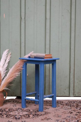 Regis, le tabouret en bois patiné N°767