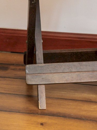 Regis, le tabouret en cannage N°590