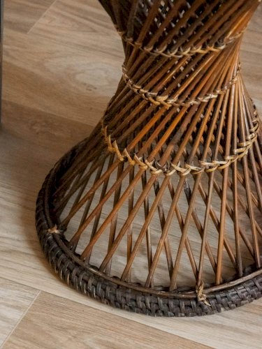 Regis, le tabouret en rotin N°754