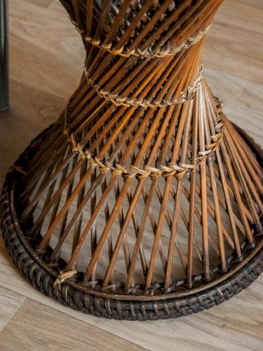 Regis, le tabouret en rotin N°754