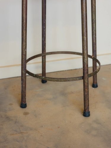 Regis, le tabouret industriel en métal N°839