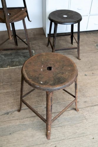 Regis, le tabouret Nicoll N°162