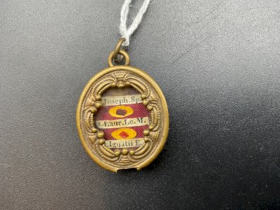 Reliquary 3 relics Saint JOSEPH SP, SAINT LAURENT LE M, SAINT IGNATIUS E