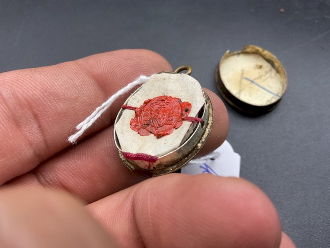 Reliquaire 3 reliques Saint JOSEPH SP , SAINT LAUR LE M ,SAINT IGNATII E