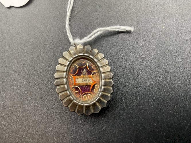 Reliquaire EN ARGENT , reliques  ST François SALES