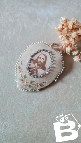 Relique ancienne religieuse