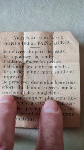 Relique ancienne religieuse