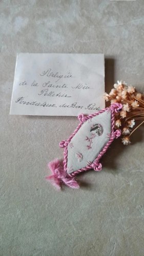 Relique de la sainte mère pelletier fondatrice du bon pasteur